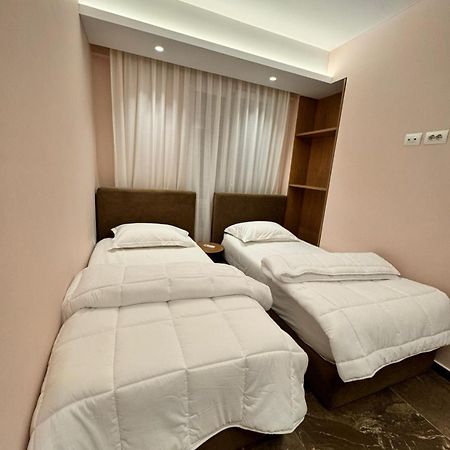 Agate City Center Apartment Τίρανα Εξωτερικό φωτογραφία