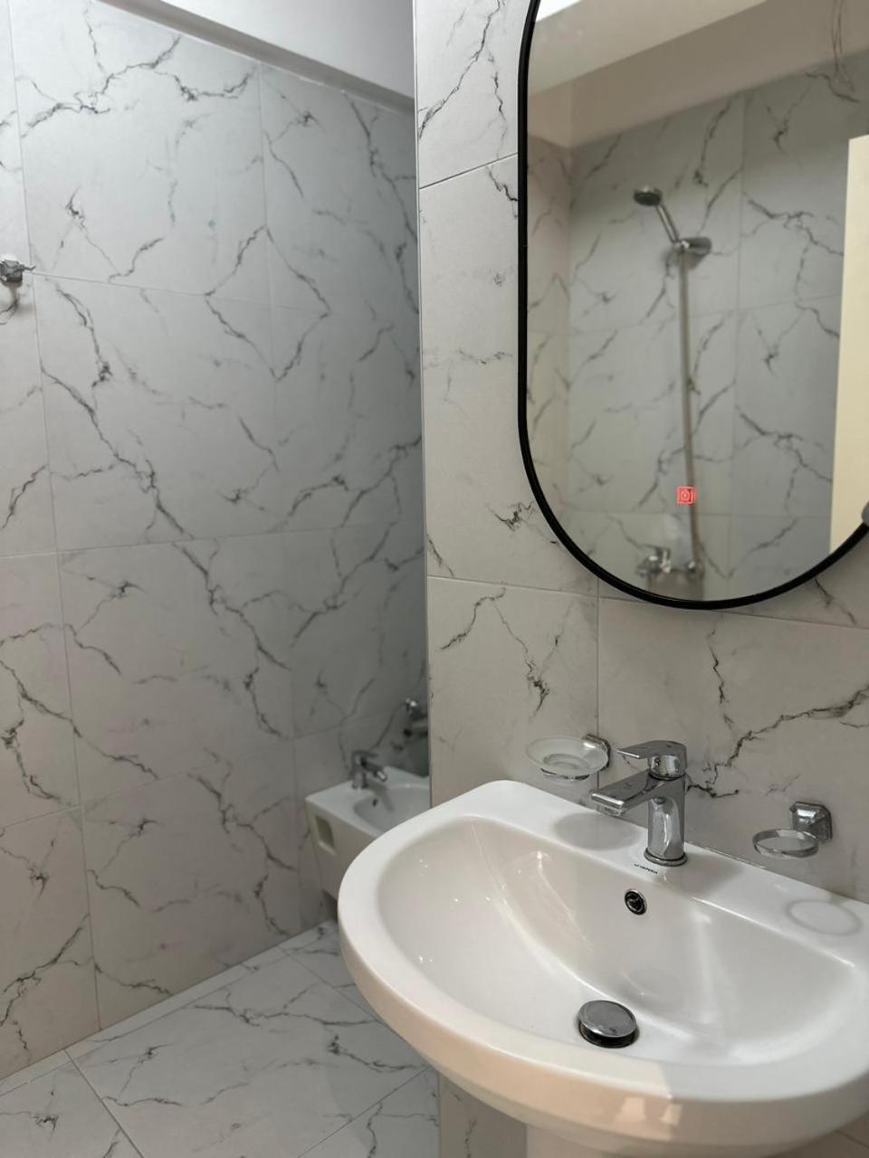 Agate City Center Apartment Τίρανα Εξωτερικό φωτογραφία