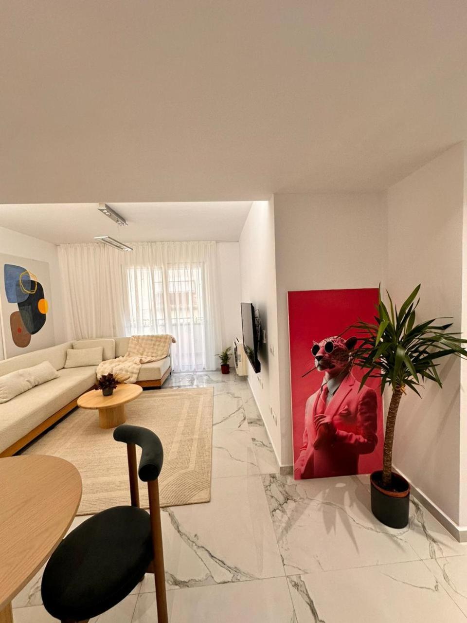 Agate City Center Apartment Τίρανα Εξωτερικό φωτογραφία